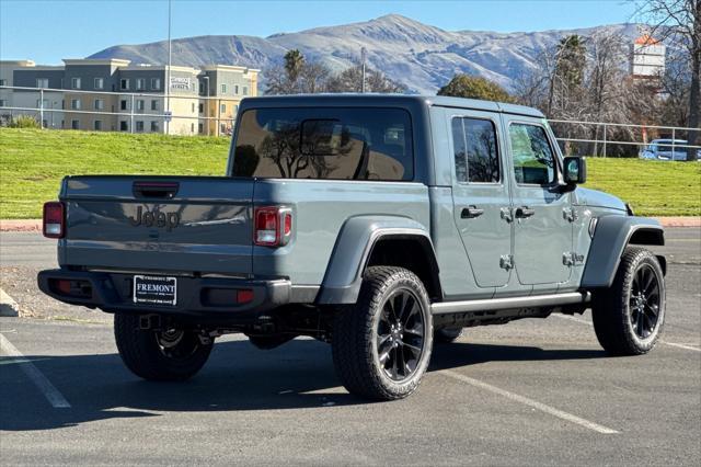 new 2025 Jeep Gladiator car, priced at $42,235