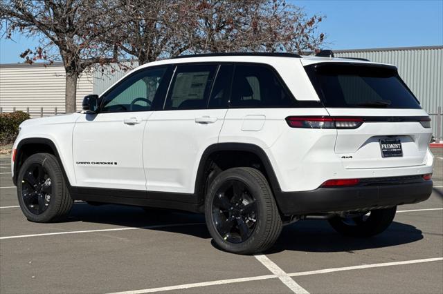 new 2025 Jeep Grand Cherokee car, priced at $41,080