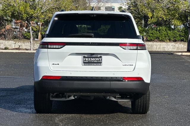 new 2025 Jeep Grand Cherokee car, priced at $49,360