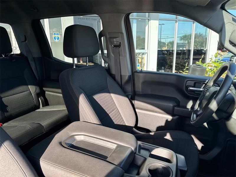 used 2022 Chevrolet Silverado 1500 car, priced at $32,994