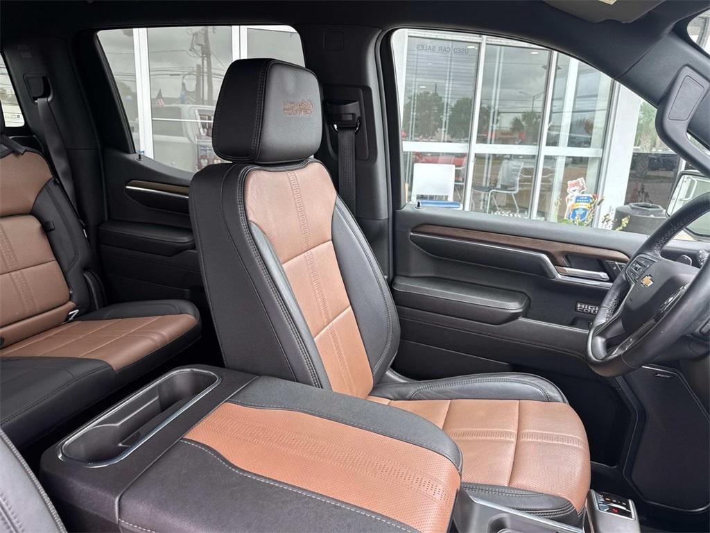 used 2024 Chevrolet Silverado 1500 car, priced at $59,995