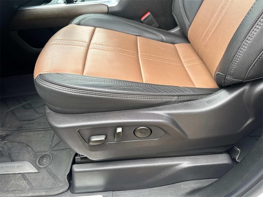 used 2024 Chevrolet Silverado 1500 car, priced at $59,995