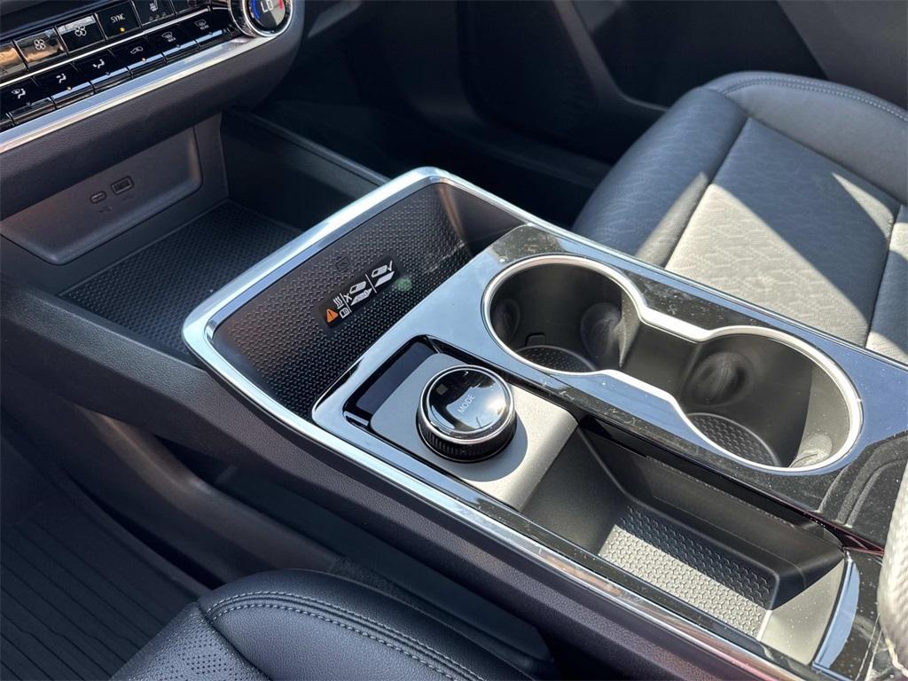 new 2026 Chevrolet Equinox car, priced at $30,280