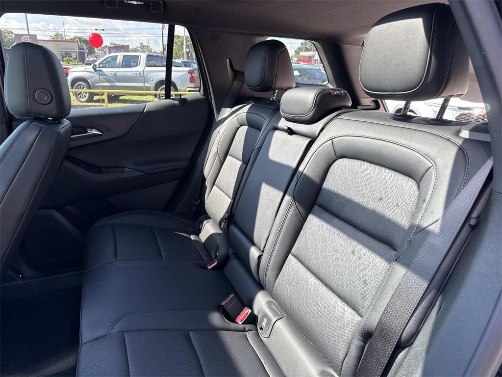 new 2026 Chevrolet Equinox car, priced at $30,280