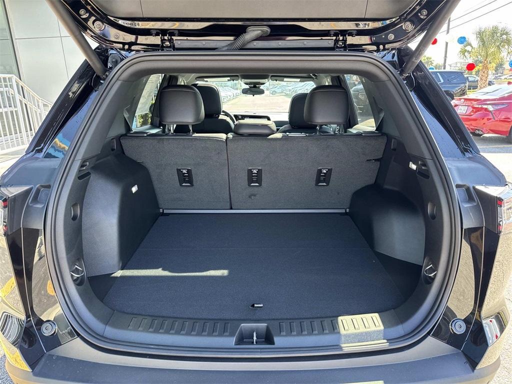 new 2026 Chevrolet Equinox car, priced at $30,280