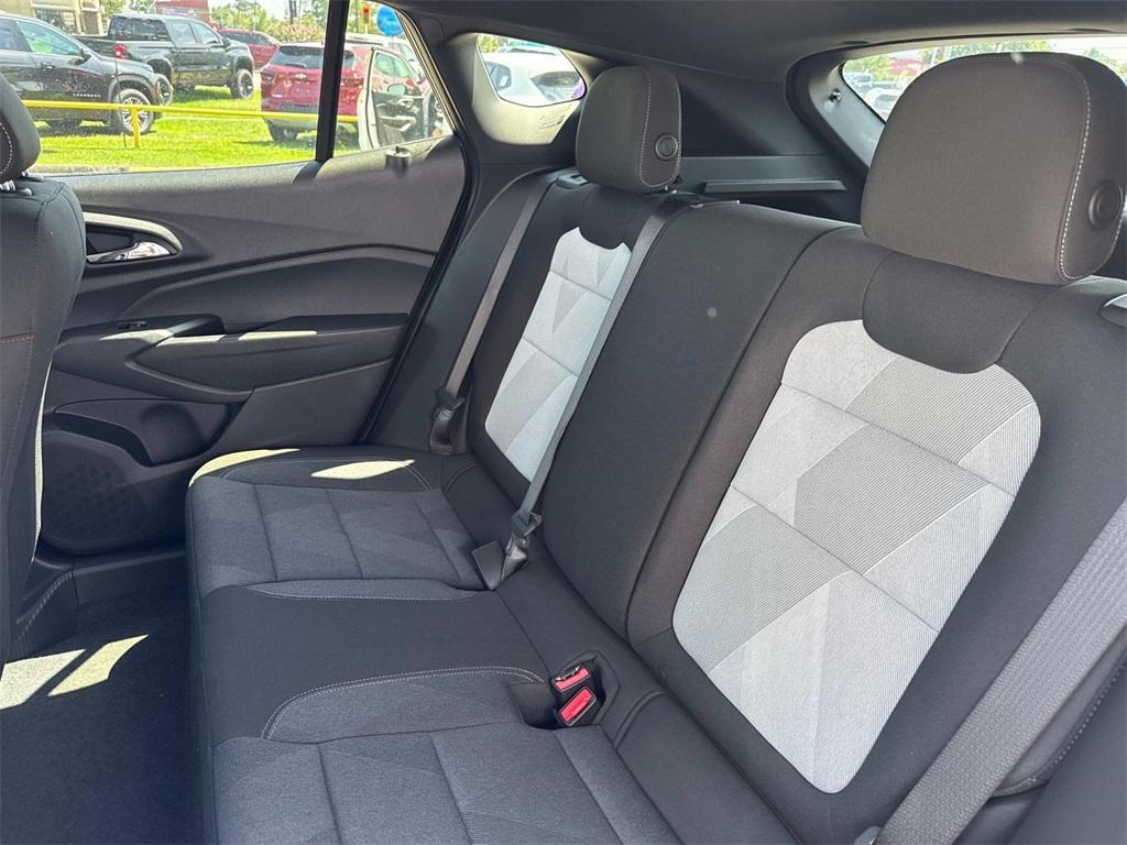 new 2025 Chevrolet Trax car, priced at $25,730