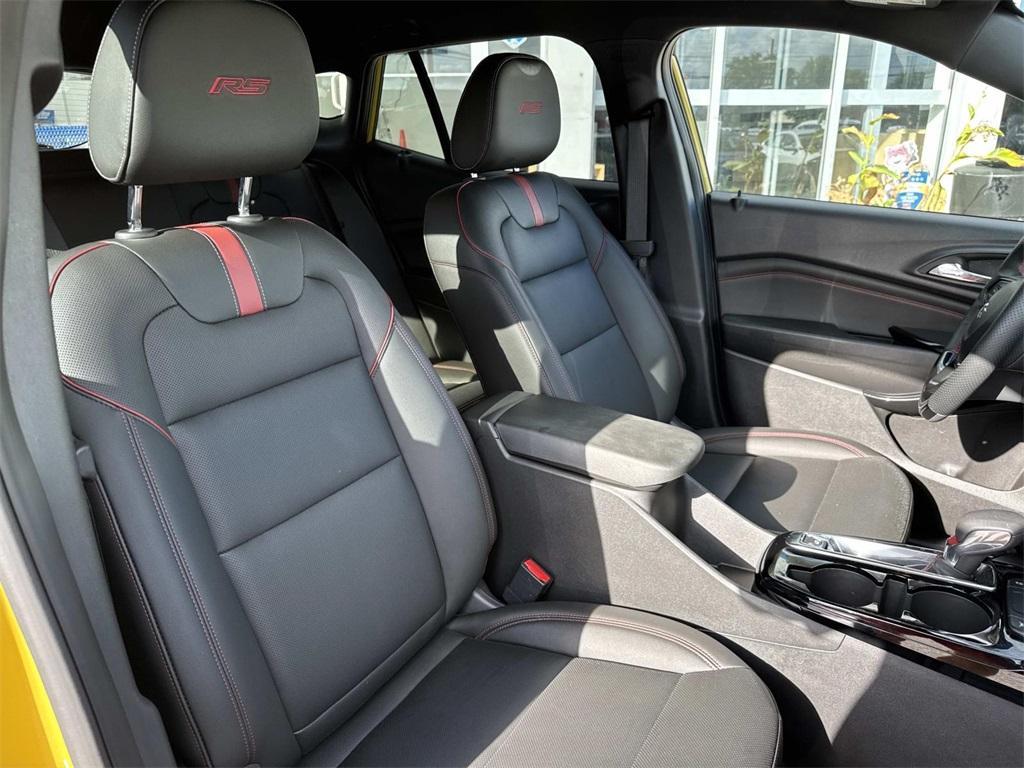 used 2025 Chevrolet Trax car, priced at $25,450