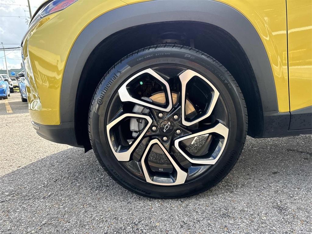used 2025 Chevrolet Trax car, priced at $25,450