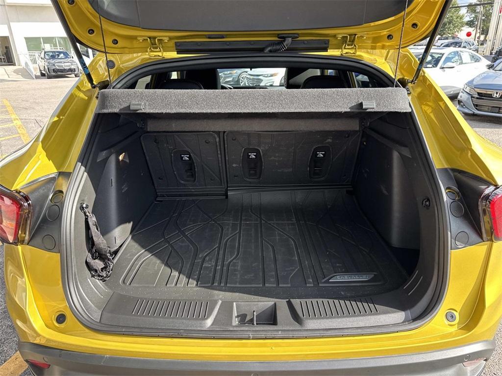 used 2025 Chevrolet Trax car, priced at $25,450