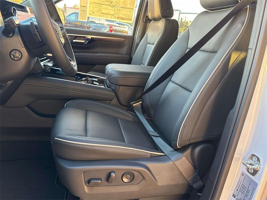 new 2026 Chevrolet Tahoe car, priced at $78,880