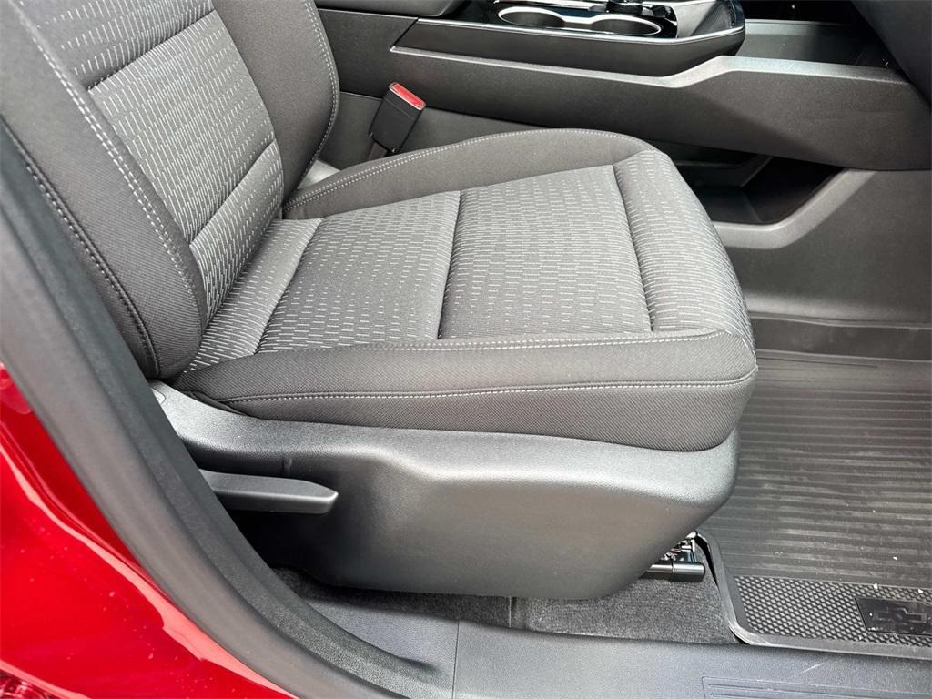 new 2026 Chevrolet Equinox car, priced at $29,930