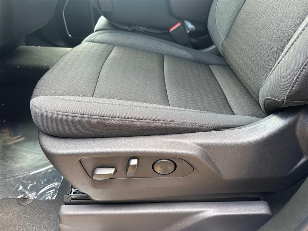 new 2025 Chevrolet Silverado 1500 car, priced at $43,545