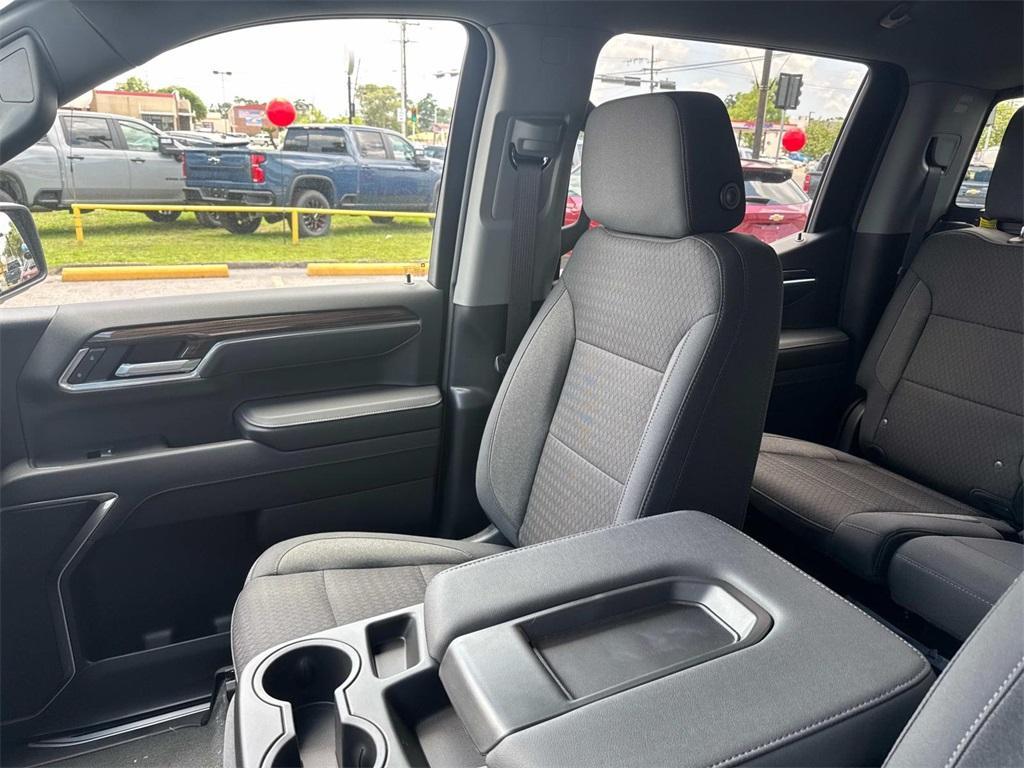 new 2025 Chevrolet Silverado 1500 car, priced at $43,545