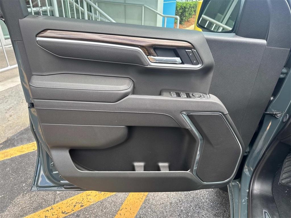 new 2025 Chevrolet Silverado 1500 car, priced at $43,545