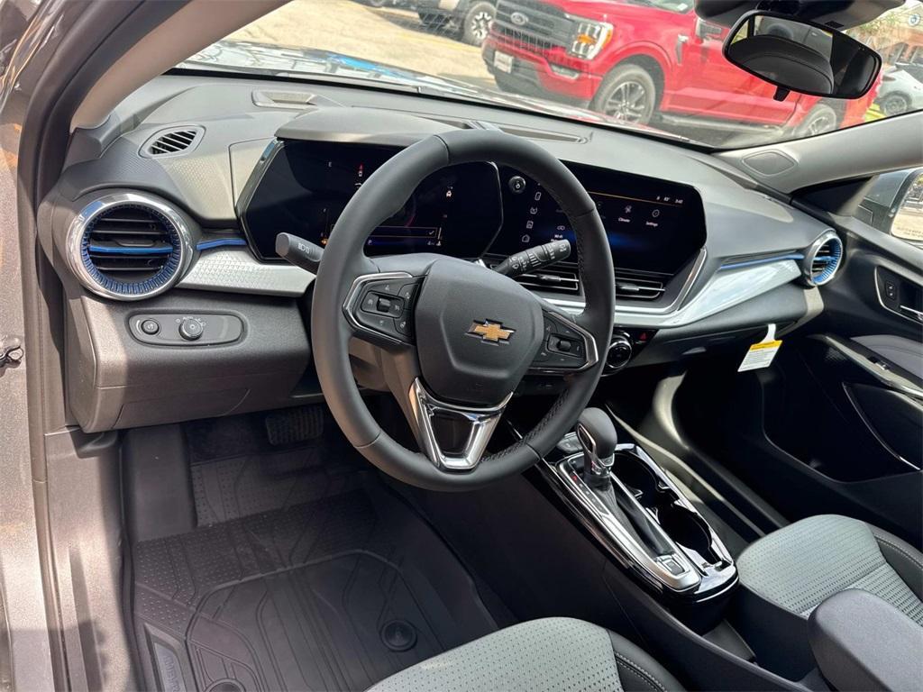 new 2025 Chevrolet Trax car, priced at $25,930