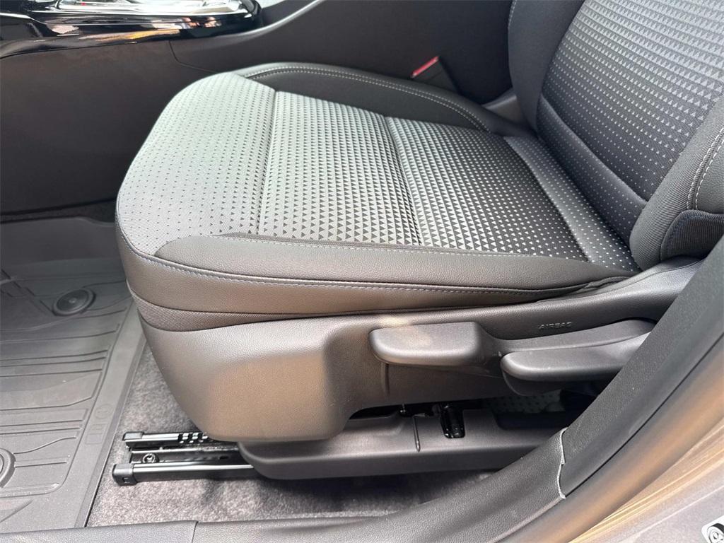 new 2025 Chevrolet Trax car, priced at $25,930