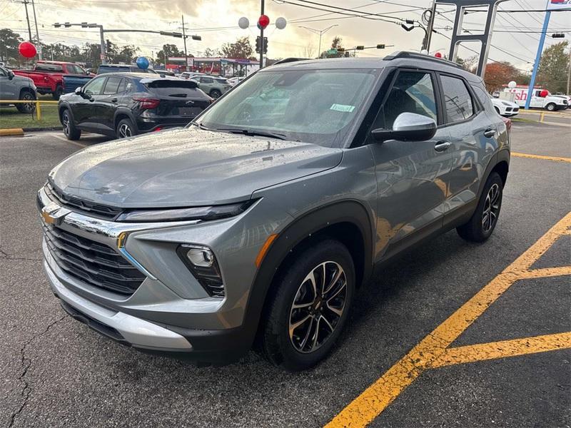 new 2025 Chevrolet TrailBlazer car, priced at $24,850