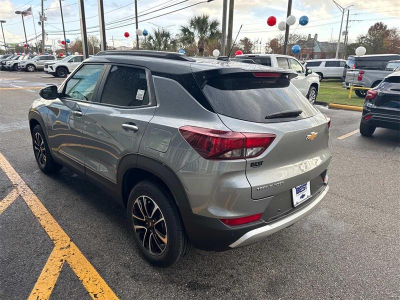 new 2025 Chevrolet TrailBlazer car, priced at $24,850