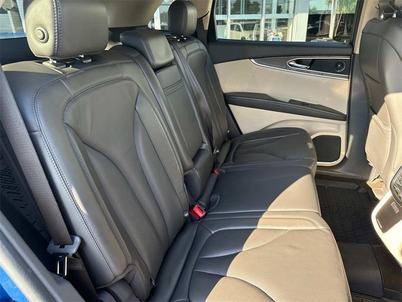 used 2020 Lincoln Nautilus car, priced at $25,092