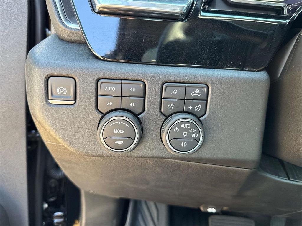 new 2025 Chevrolet Silverado 1500 car, priced at $60,455