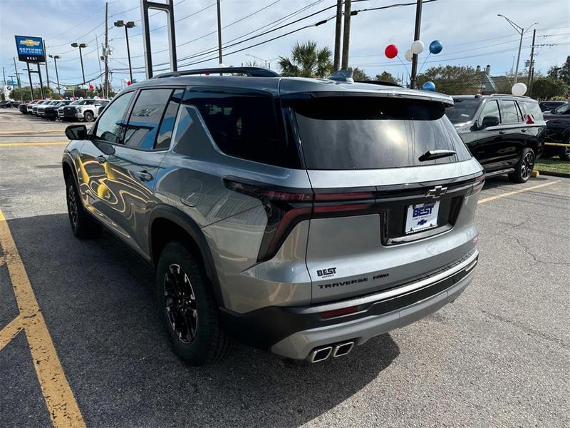 new 2025 Chevrolet Traverse car, priced at $49,794