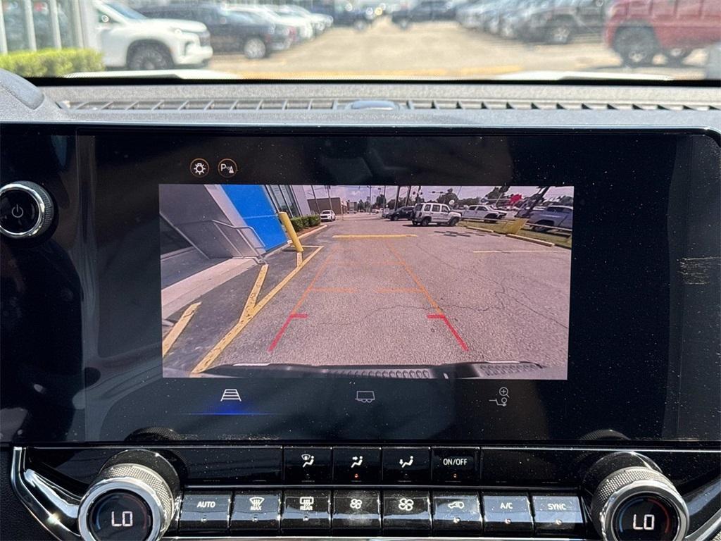 new 2026 Chevrolet Colorado car, priced at $40,880