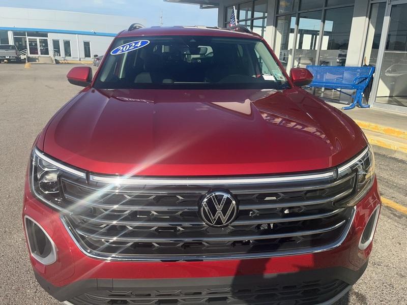 used 2024 Volkswagen Atlas car, priced at $37,995