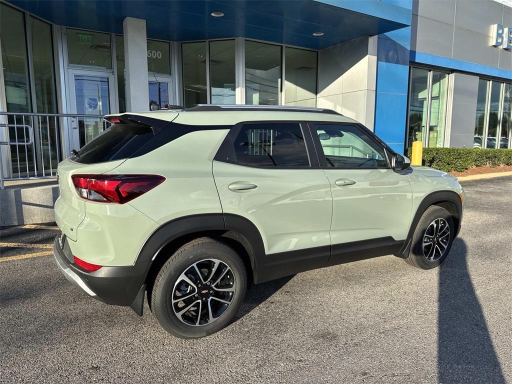new 2026 Chevrolet TrailBlazer car, priced at $27,540