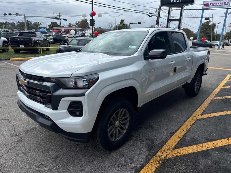 new 2024 Chevrolet Colorado car, priced at $31,570