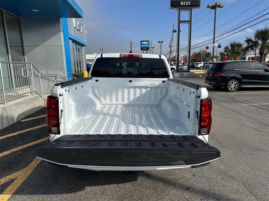 new 2024 Chevrolet Colorado car, priced at $35,330