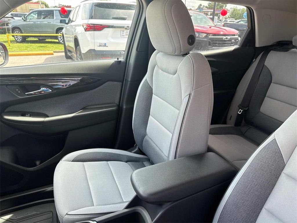 new 2026 Chevrolet TrailBlazer car, priced at $27,615