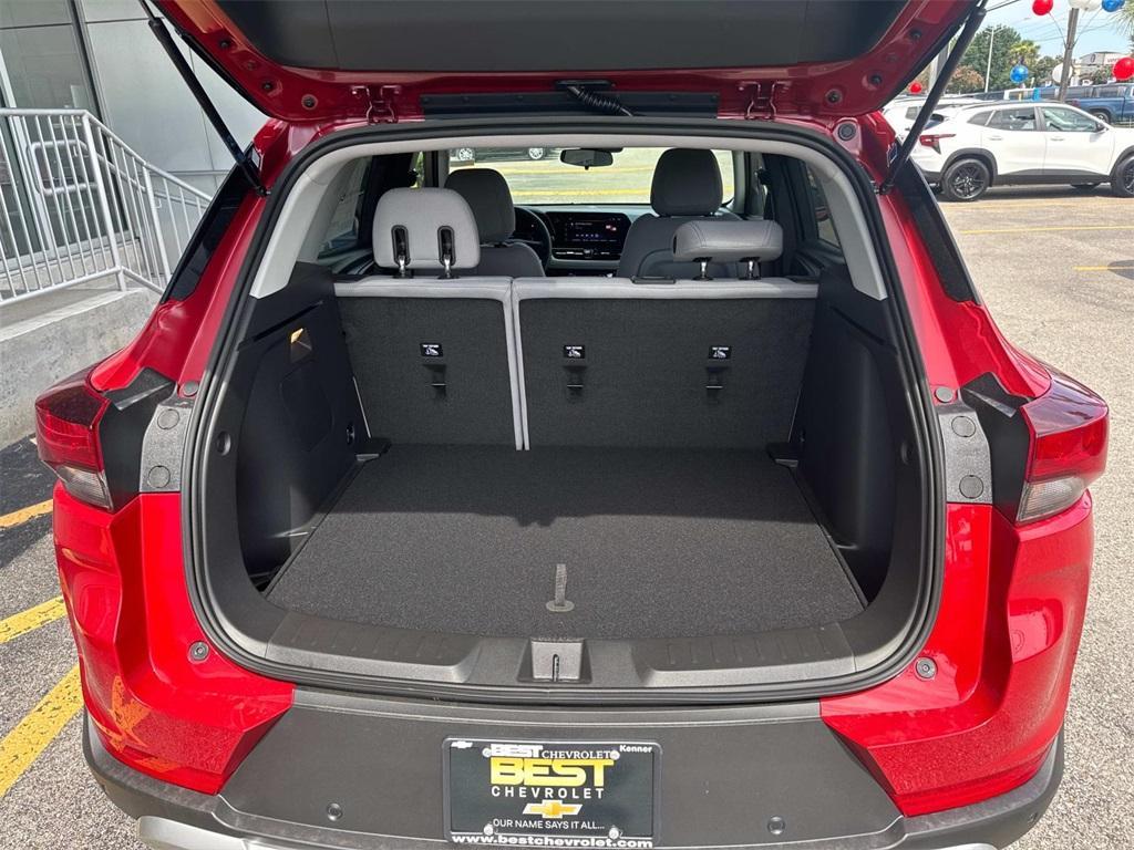 new 2026 Chevrolet TrailBlazer car, priced at $27,615