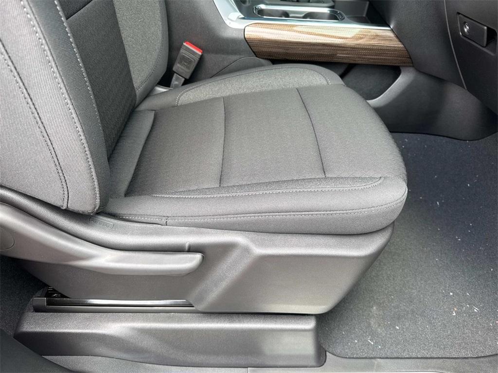 new 2025 Chevrolet Silverado 1500 car, priced at $53,895