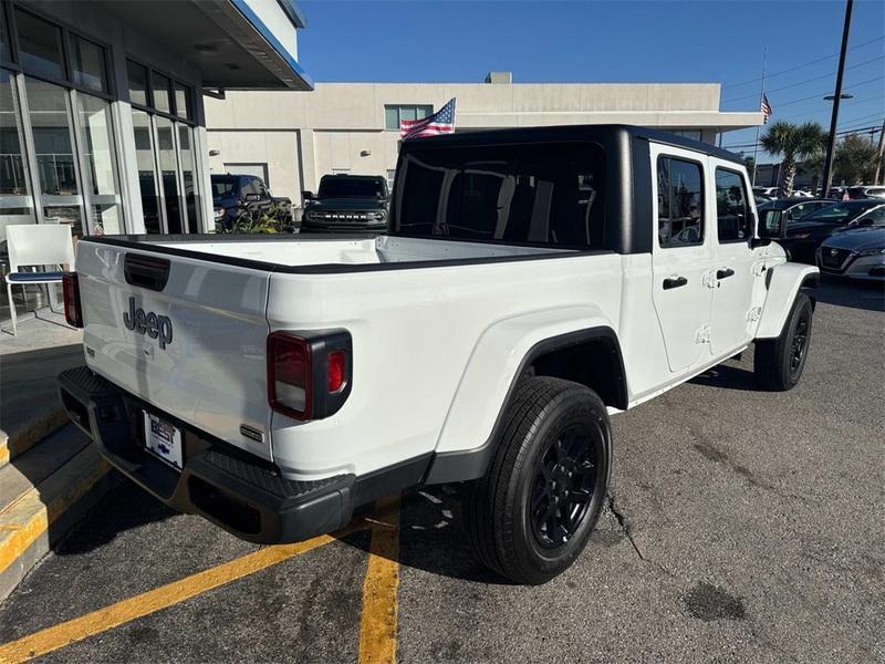 used 2023 Jeep Gladiator car, priced at $33,445