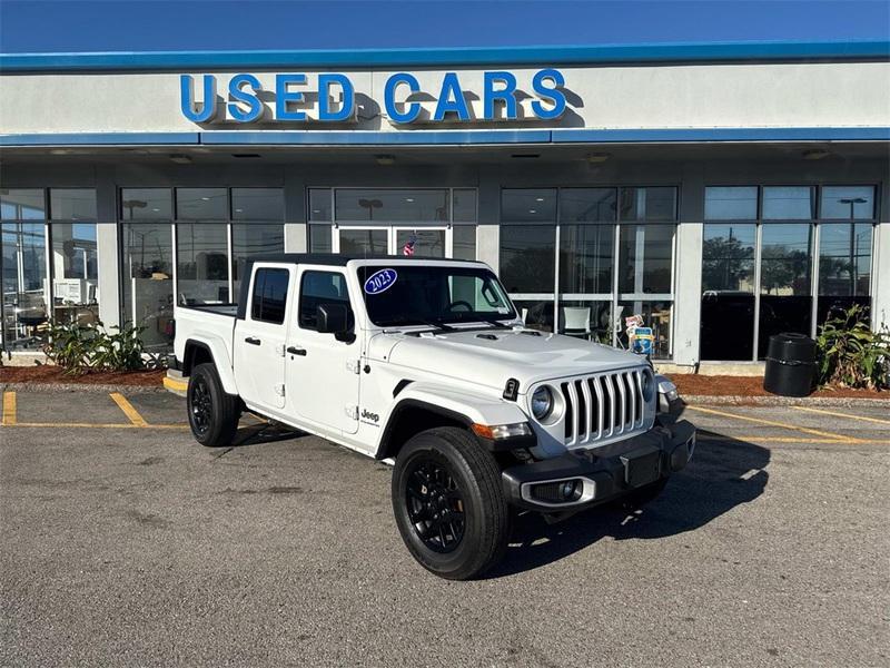 used 2023 Jeep Gladiator car, priced at $33,445