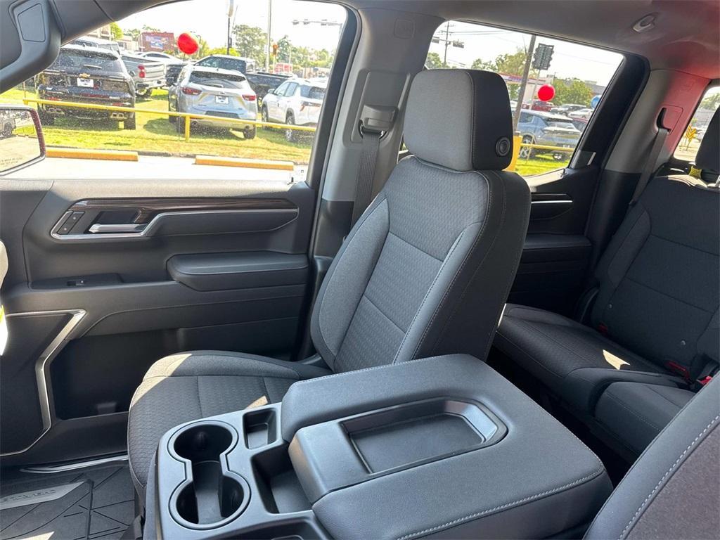 new 2025 Chevrolet Silverado 1500 car, priced at $45,895