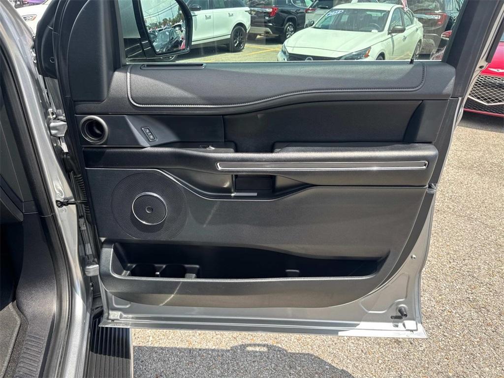 used 2020 Ford Expedition car, priced at $31,995