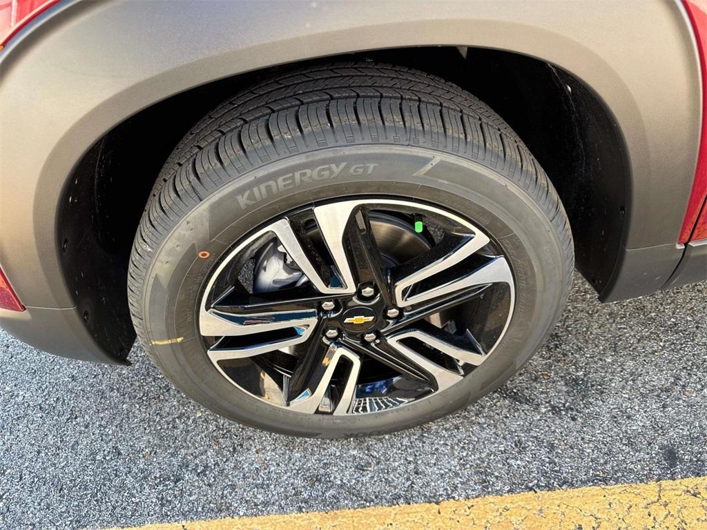 new 2025 Chevrolet TrailBlazer car, priced at $23,180