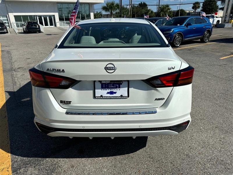 used 2023 Nissan Altima car, priced at $23,285