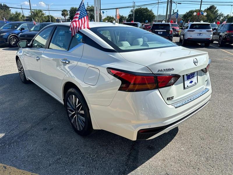 used 2023 Nissan Altima car, priced at $23,285