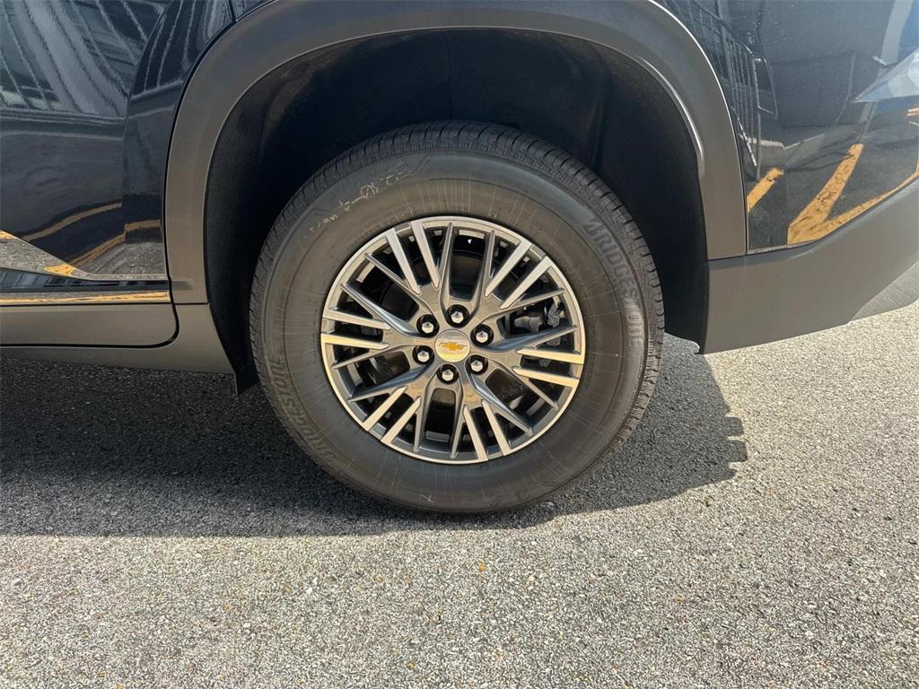 new 2025 Chevrolet Traverse car, priced at $44,060