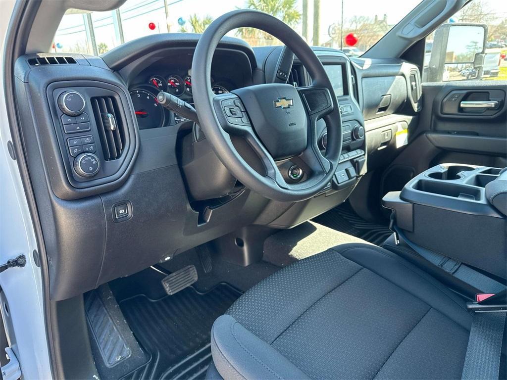 new 2025 Chevrolet Silverado 2500 car, priced at $63,960