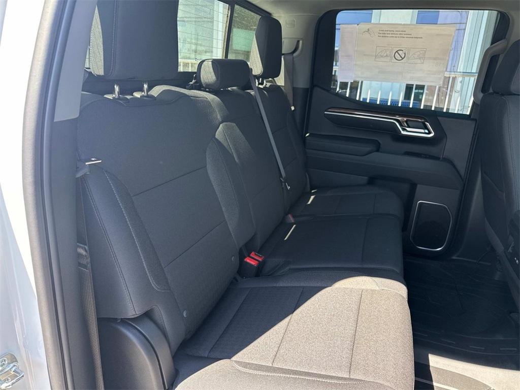 new 2025 Chevrolet Silverado 1500 car, priced at $47,715