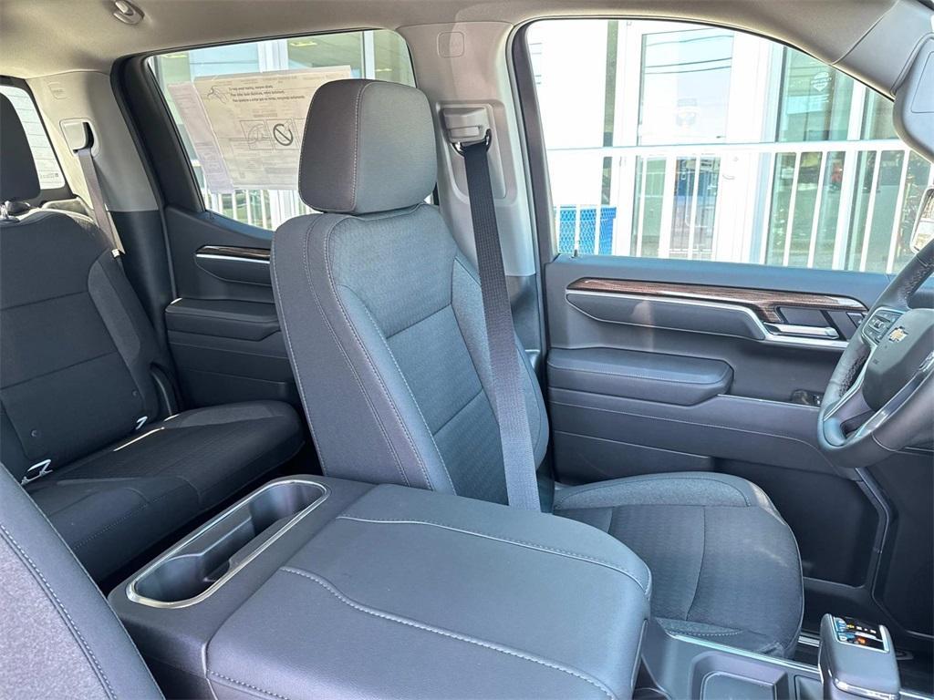 new 2025 Chevrolet Silverado 1500 car, priced at $47,715