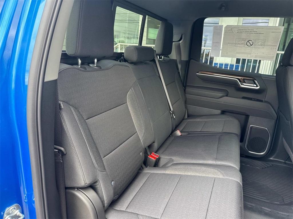 new 2025 Chevrolet Silverado 1500 car, priced at $46,290