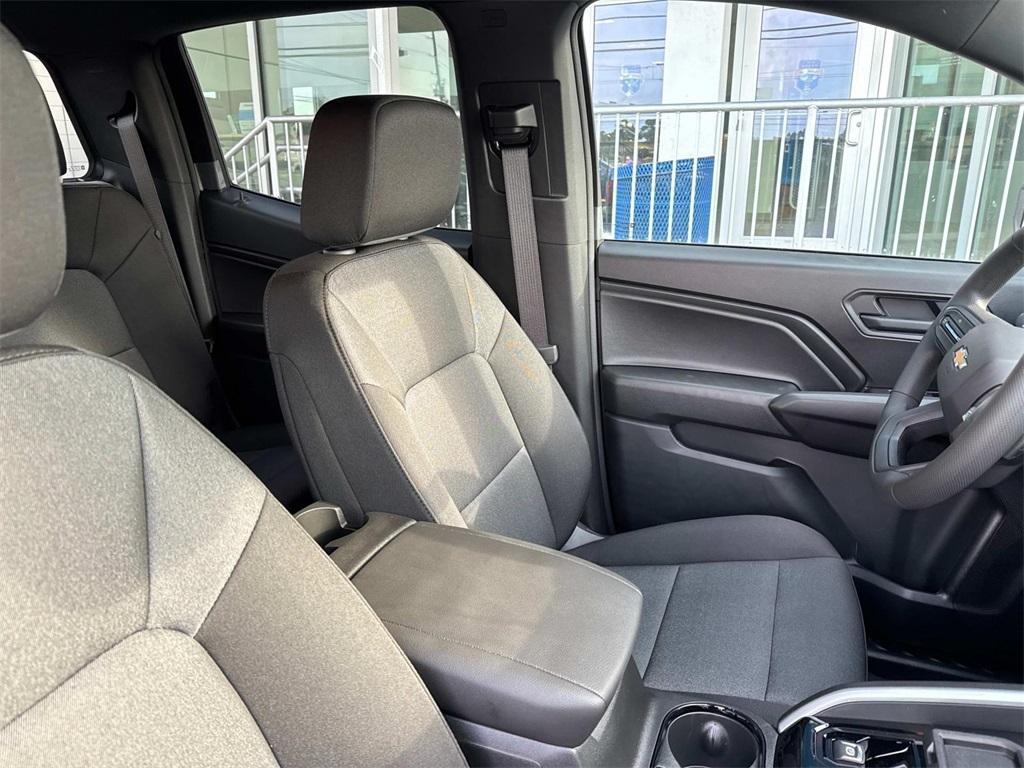 new 2025 Chevrolet Colorado car, priced at $31,205