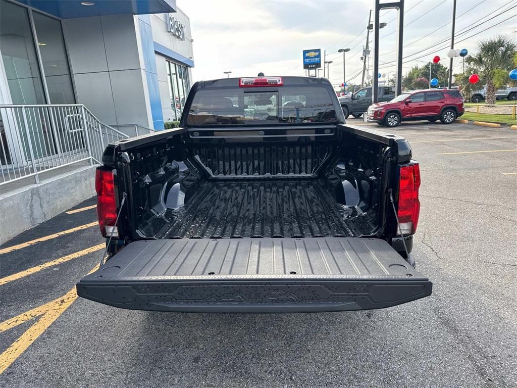 new 2025 Chevrolet Colorado car, priced at $31,205