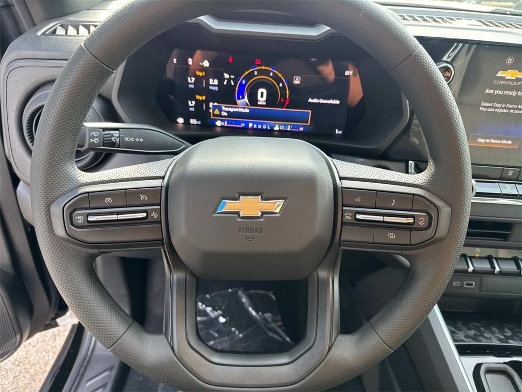 new 2025 Chevrolet Colorado car, priced at $31,205
