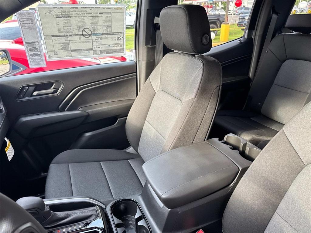 new 2025 Chevrolet Colorado car, priced at $31,205