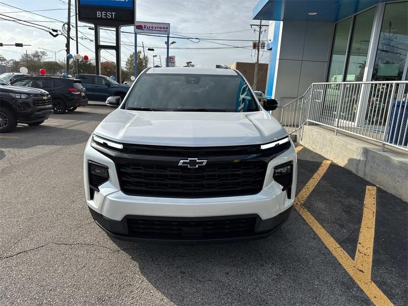 new 2025 Chevrolet Traverse car, priced at $45,625